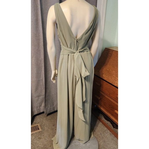 Celebrate DB Studio Chiffon Sage Green Lined V-neck Jumpsuit Sz 10 Bridesmaid - Picture 8 of 10
